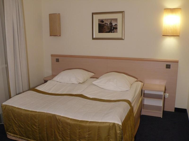 Via Appia Hotel Raszyn Kamer foto