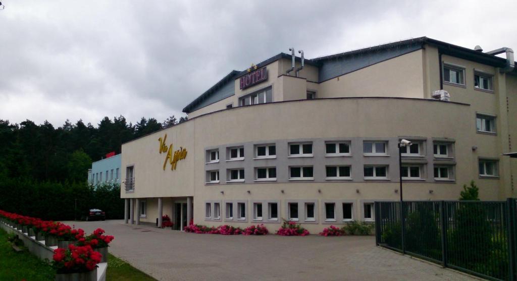 Via Appia Hotel Raszyn Buitenkant foto