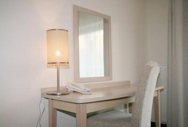 Via Appia Hotel Raszyn Buitenkant foto